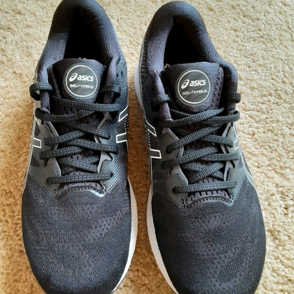 Woman's Asics Gel Nimbus 23 Running shoes - Picture 1 of 6